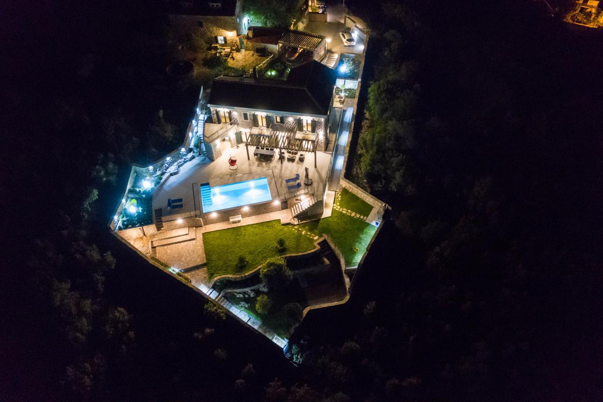 Villa Vista Azzurra تيفات المظهر الخارجي الصورة