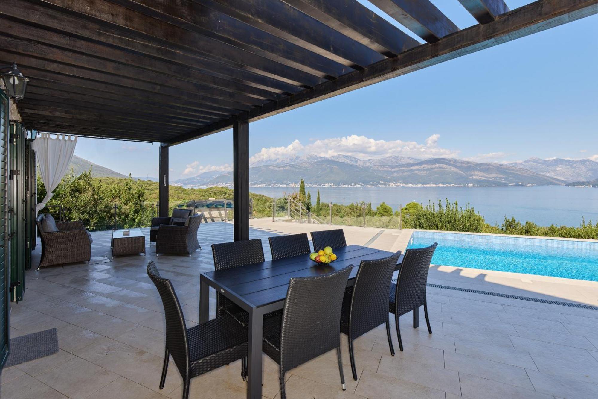 Villa Vista Azzurra تيفات المظهر الخارجي الصورة