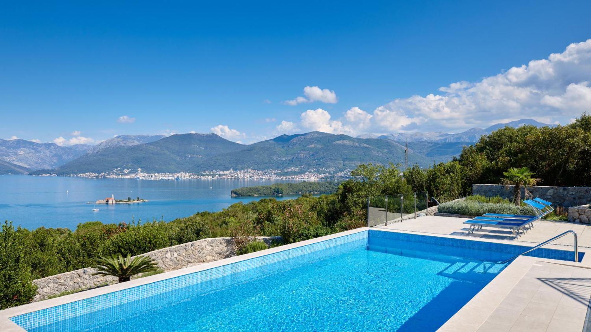 Villa Vista Azzurra تيفات المظهر الخارجي الصورة