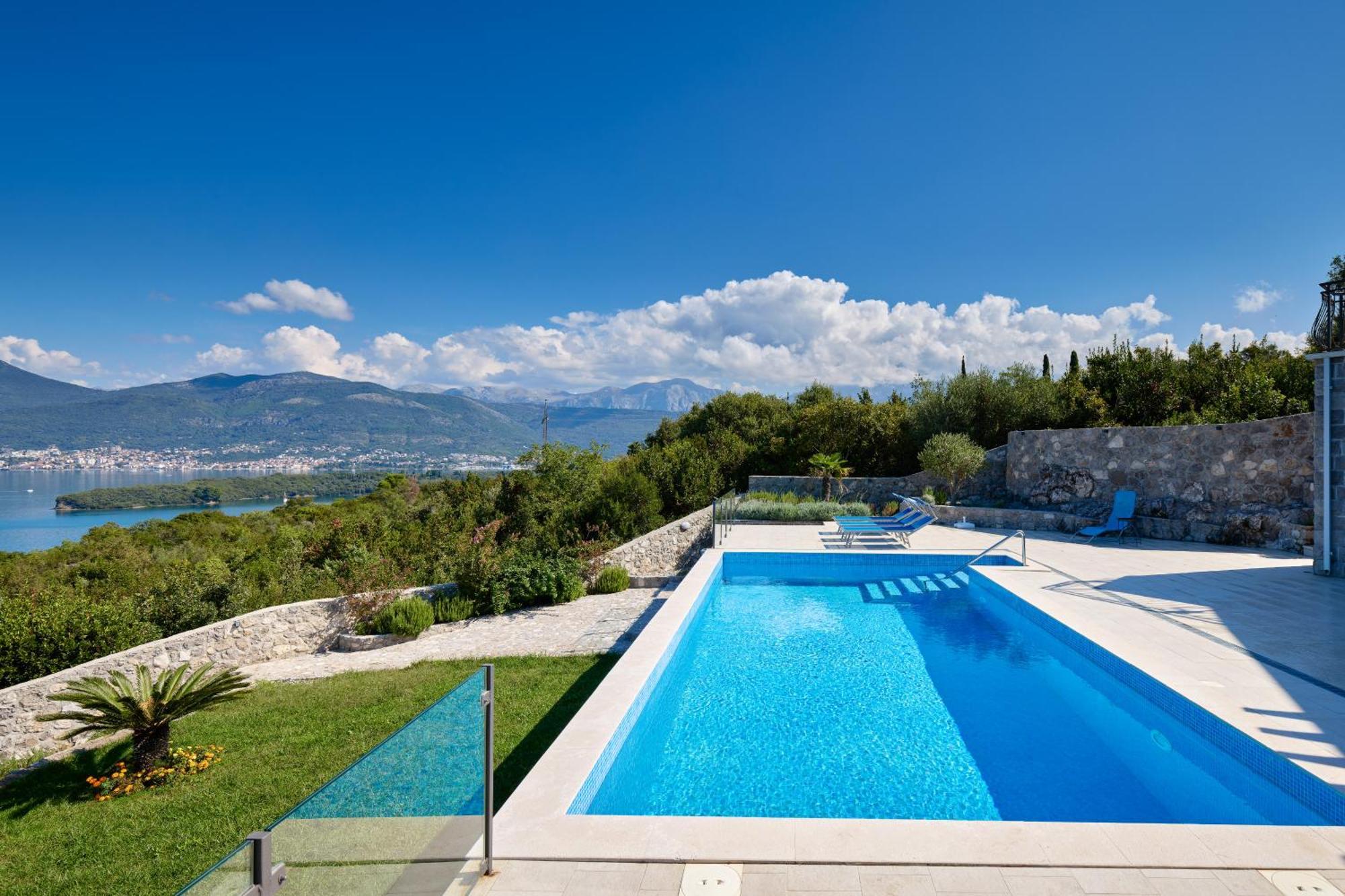 Villa Vista Azzurra تيفات المظهر الخارجي الصورة