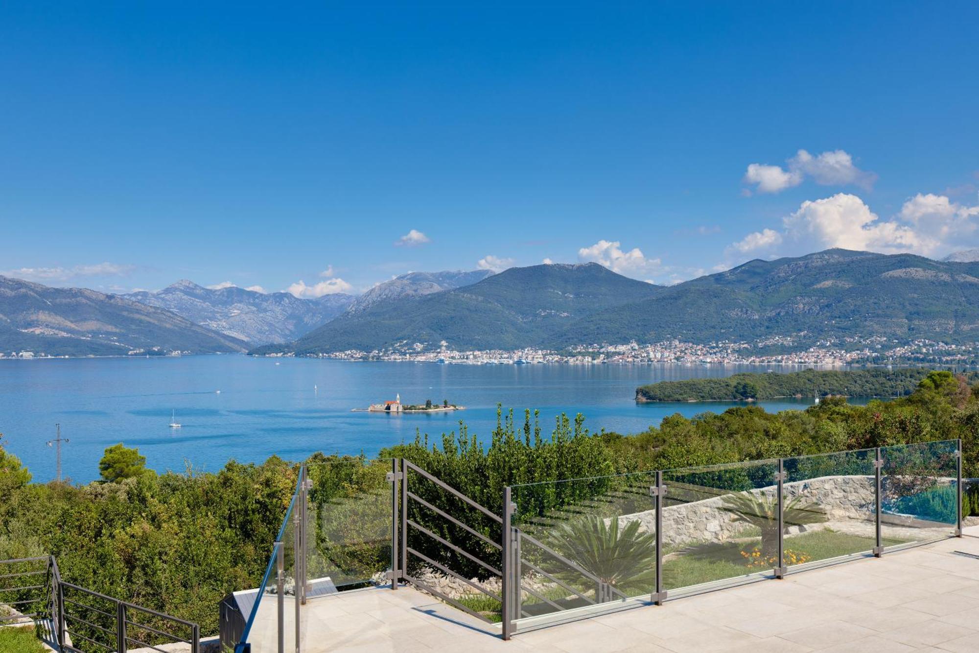 Villa Vista Azzurra تيفات المظهر الخارجي الصورة